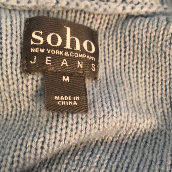 Ice blue medium sweater from Soho, New York and Company - Picture 5 of 6
